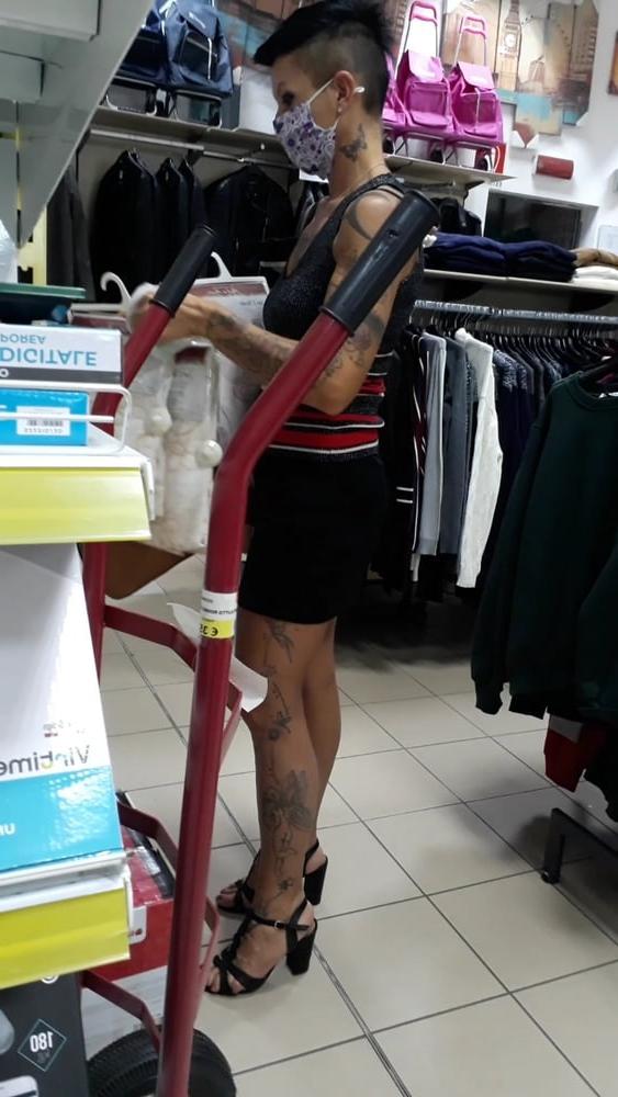 5P upskirt