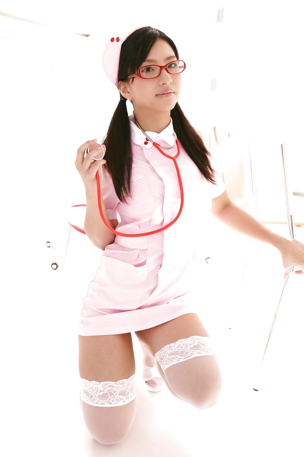 25P Asian nurses