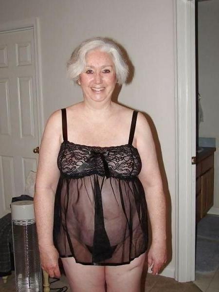 20P Granny Lingerie 11