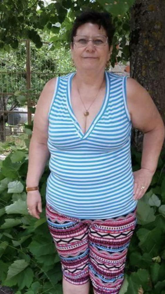 20P Granny Dressed 19