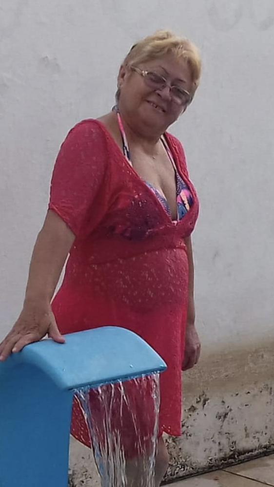 20P Granny Dressed 19