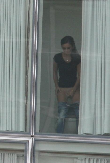 25P voyeur