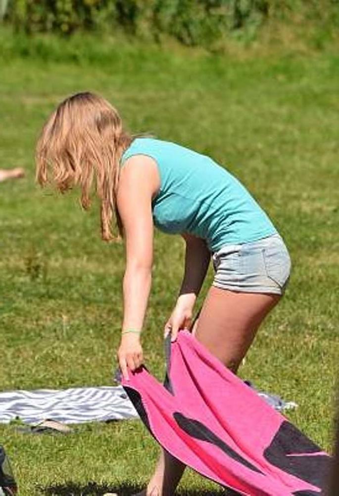 25P voyeur