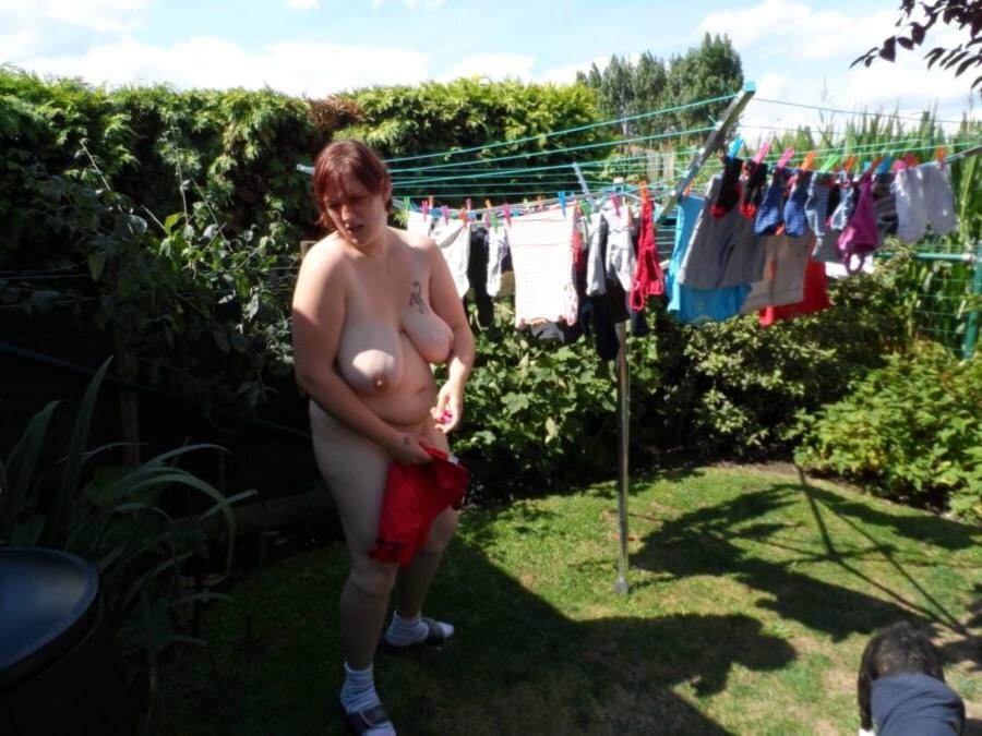 16P Bbw mix 1198 (In the garden)