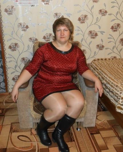 20P BBW - Mature - Clothed 5