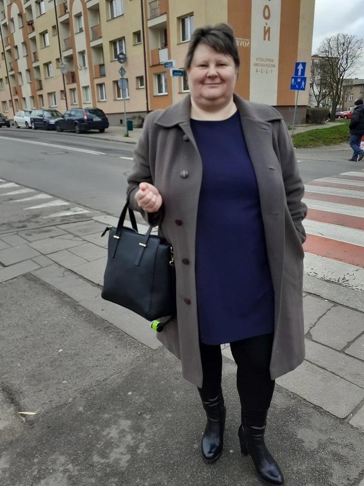 20P BBW - Mature - Clothed 5