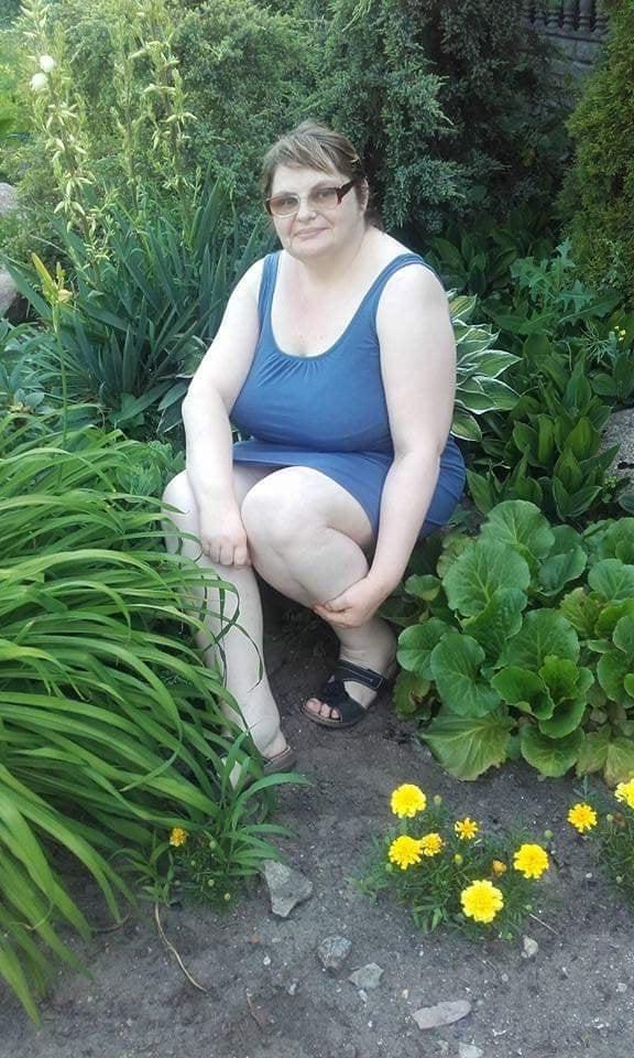 20P BBW - Mature - Clothed 5