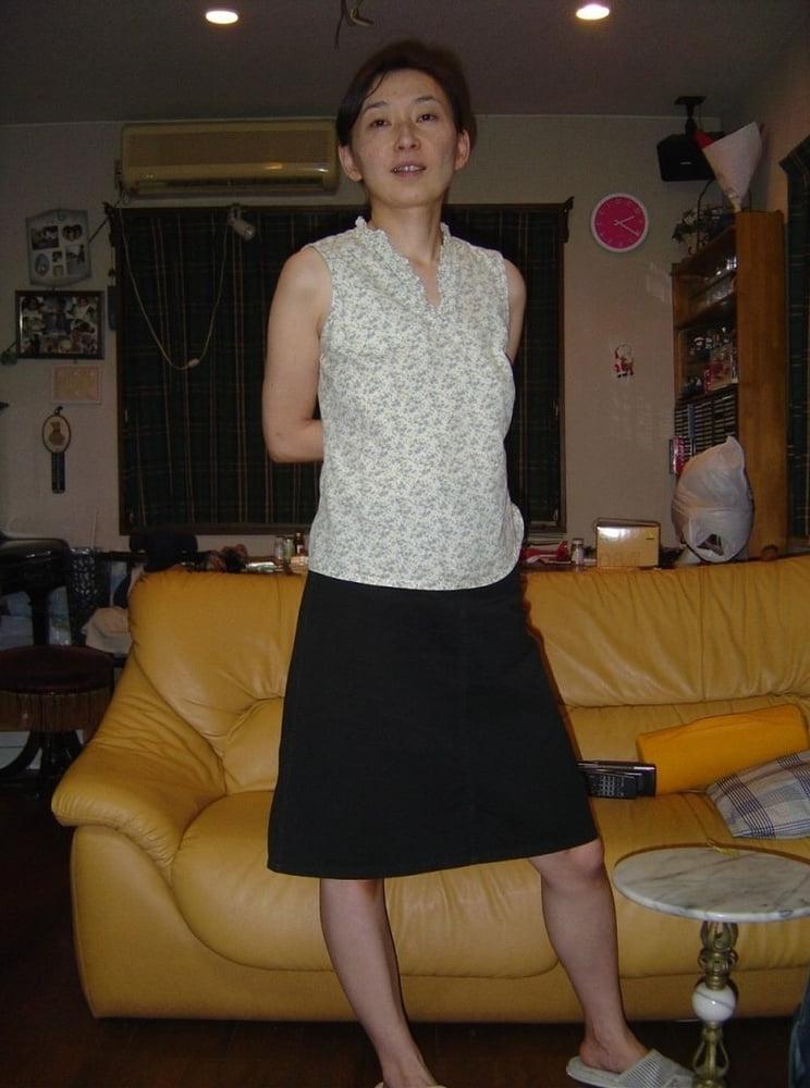 10P Amateur Asian 2384
