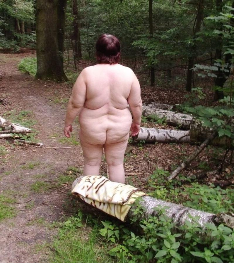 16P Bbw mix 1208 (In the wood)