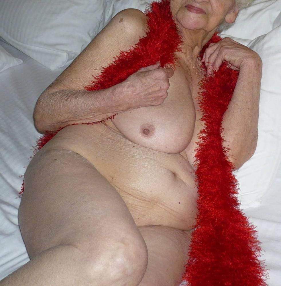 25P Granny Gallore 8