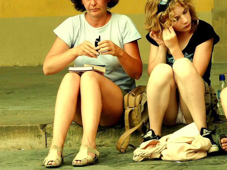 21P Mother and not her Daughter Upskirt Voyeur