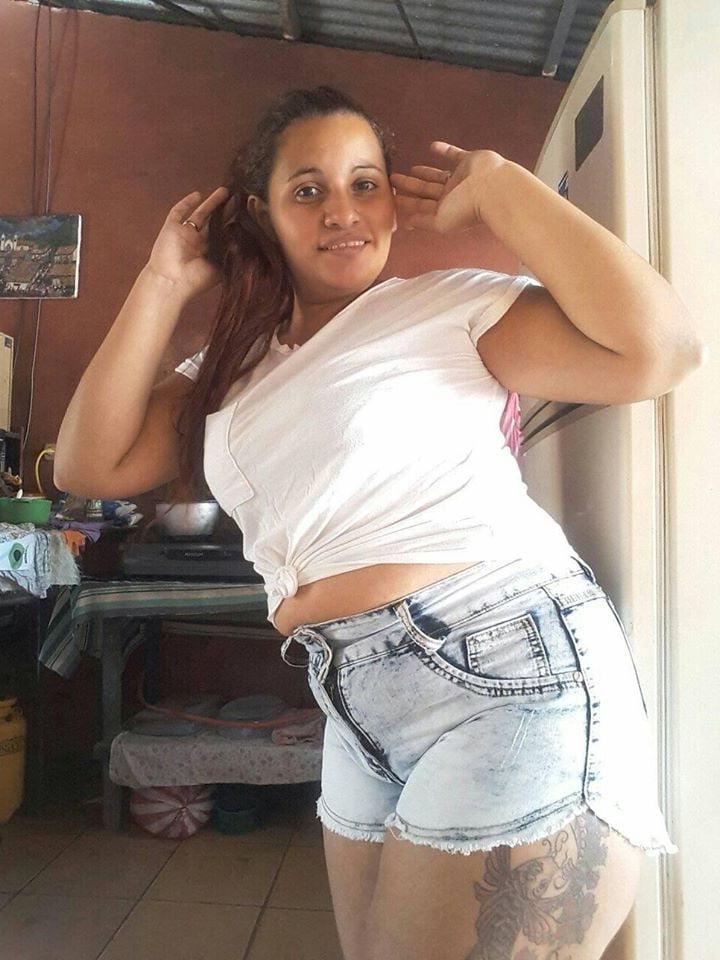 25P azucena diaz bbw culona vagina partida ass parte 2