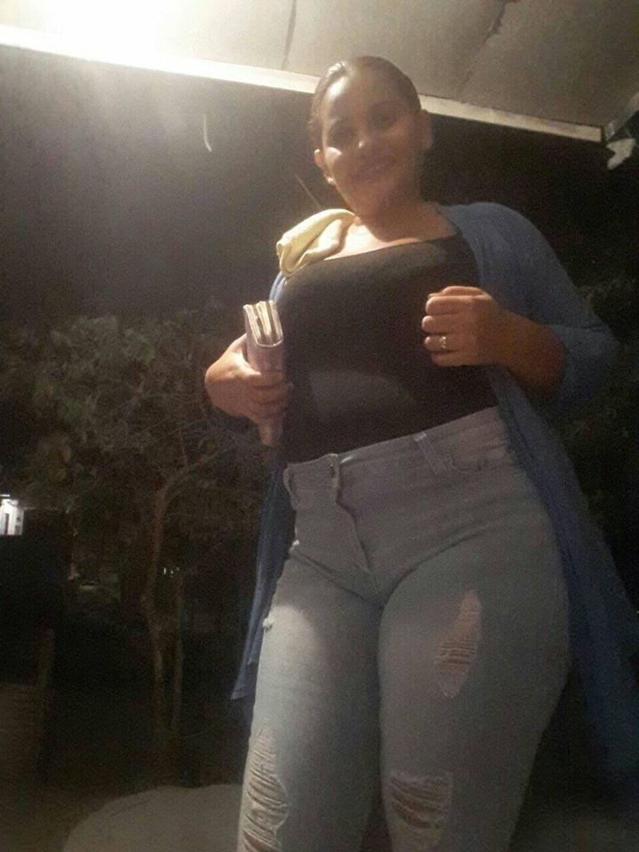 25P azucena diaz bbw culona vagina partida ass parte 2