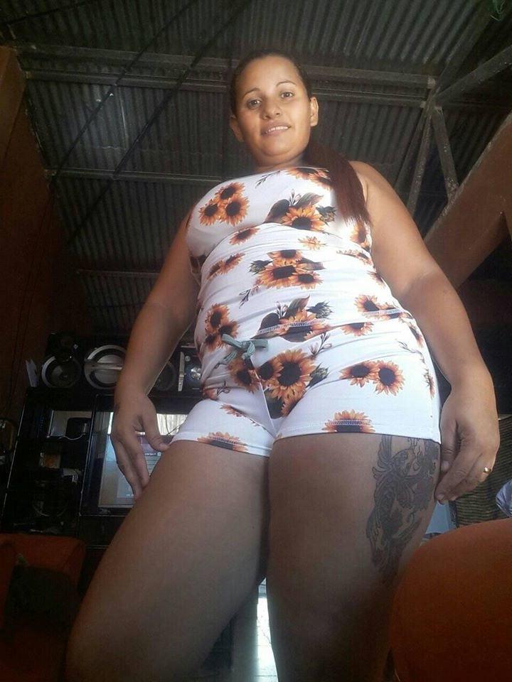 25P azucena diaz bbw culona vagina partida ass parte 2