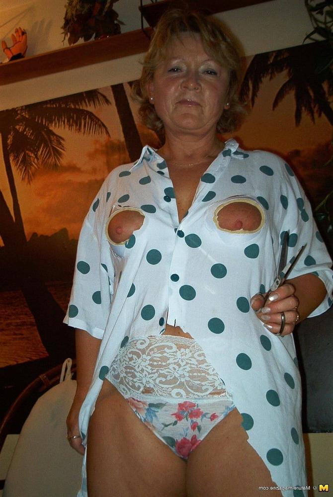 25P Upskirt 97
