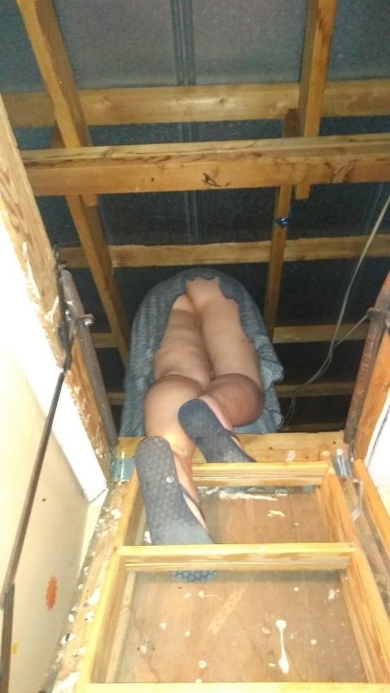 17P upskirt