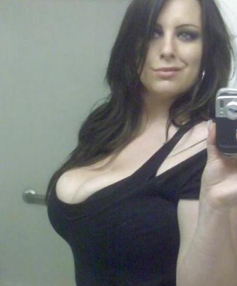 25P Sexy non nude girls