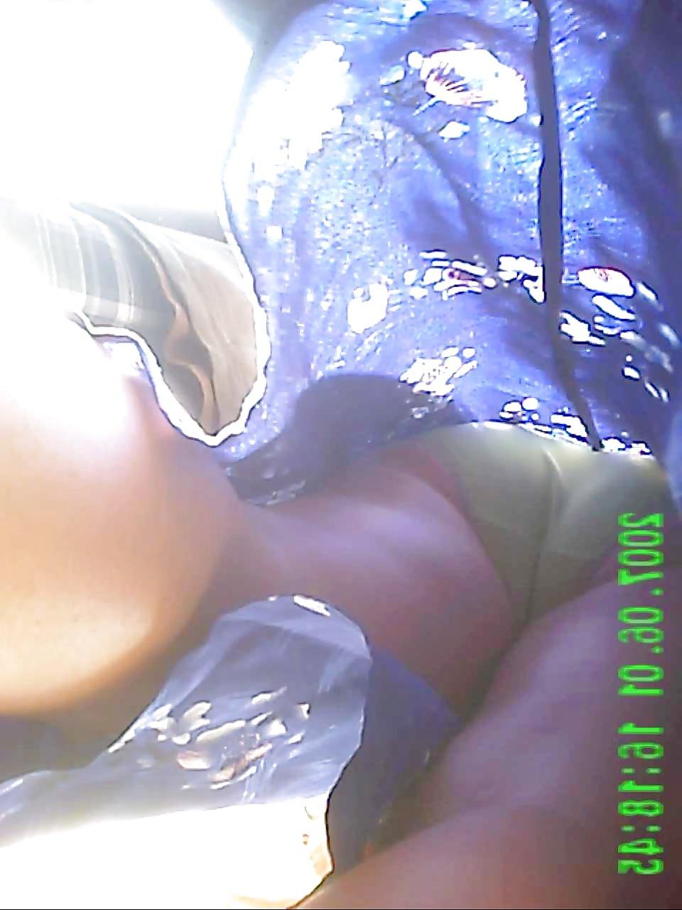25P Voyeur upskirt
