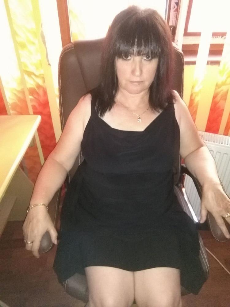 25P ROU ROMANIAN MILFS 66 ROMANIAN MOMS ARE WHORES