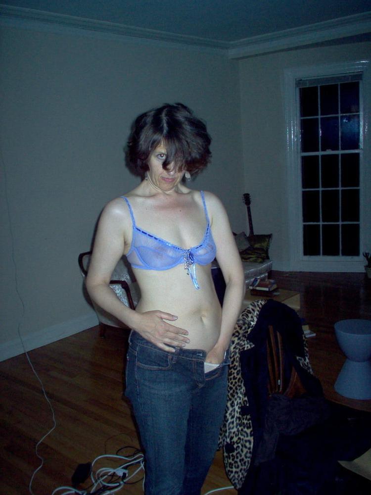 14P Angelina626 beautiful non nude