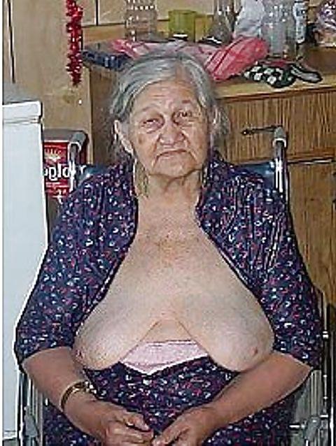 22P Hot Horny Grandma