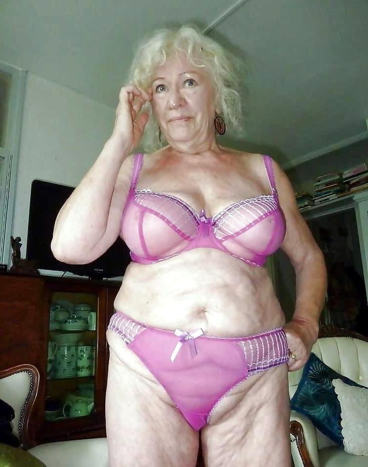 25P Granny Gallore 7