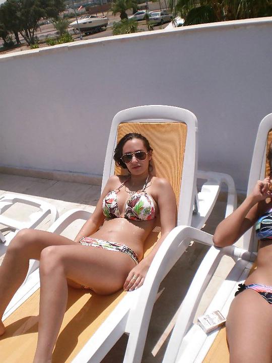 17P Mixed Arab non-nude 3