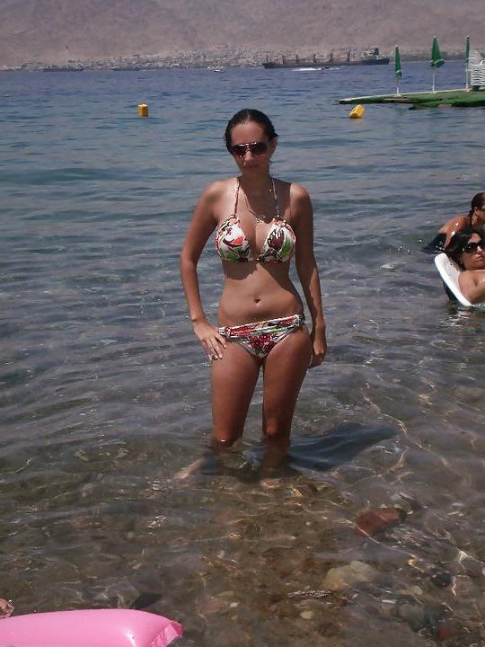 17P Mixed Arab non-nude 3