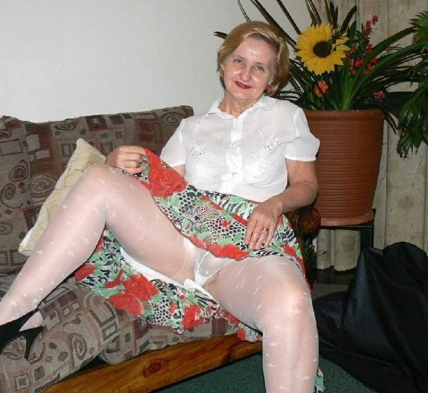25P Granny 35