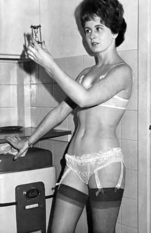 25P Vintage Stockings 65
