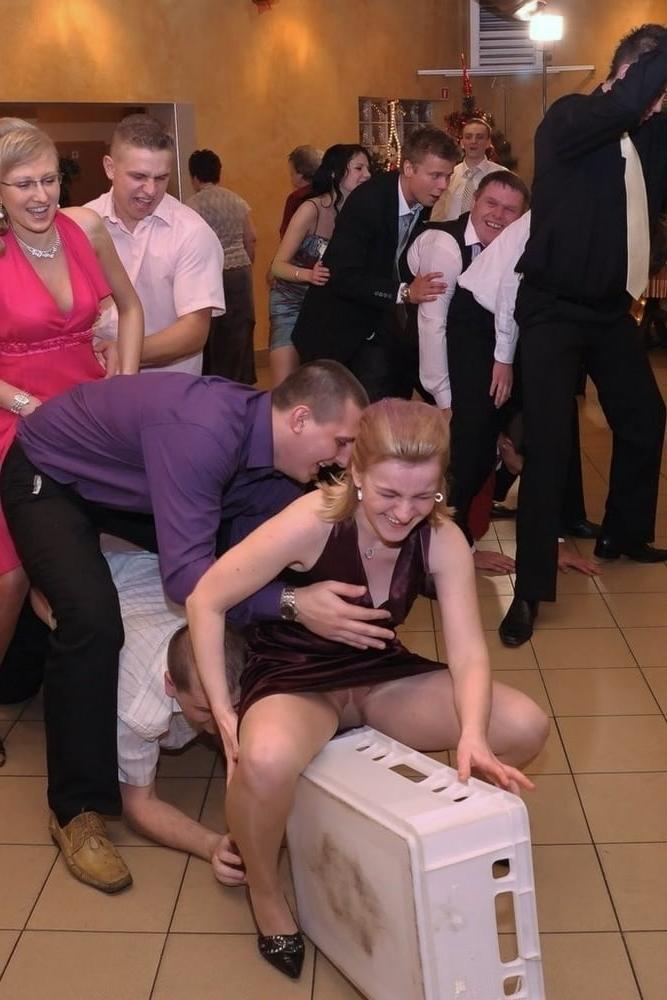 25P upskirt
