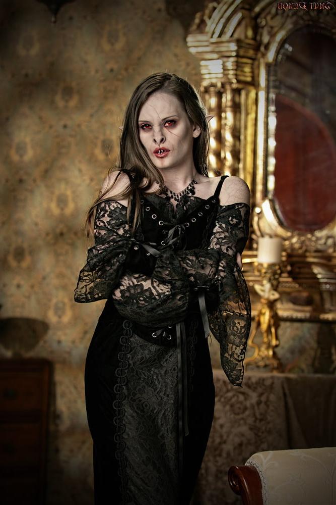 25P Vampire Photoshops 1