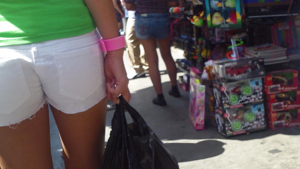 20P Nice sweet cute ass wearing butt swallowing shorts 