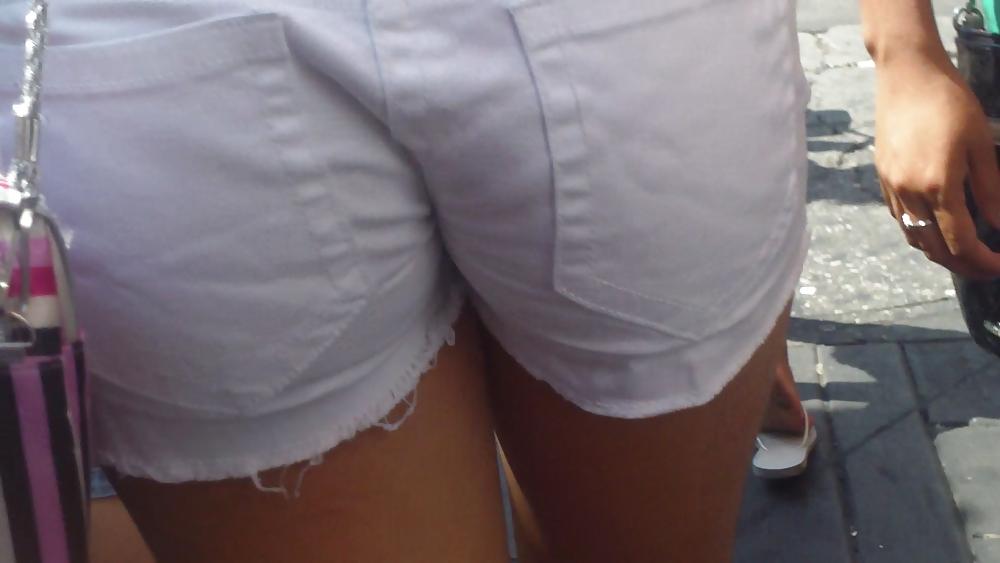 20P Nice sweet cute ass wearing butt swallowing shorts 