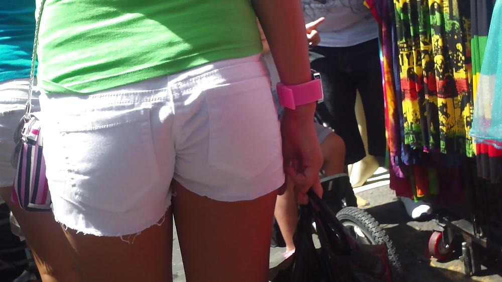 20P Nice sweet cute ass wearing butt swallowing shorts 