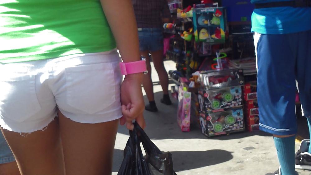 20P Nice sweet cute ass wearing butt swallowing shorts 