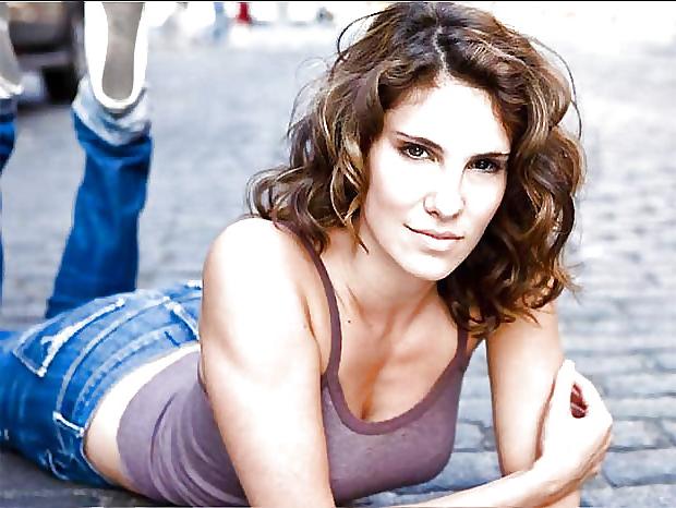 25P Daniela Ruah