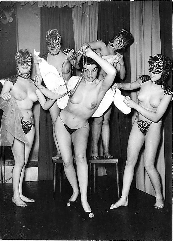 25P Vintage Burlesque 2