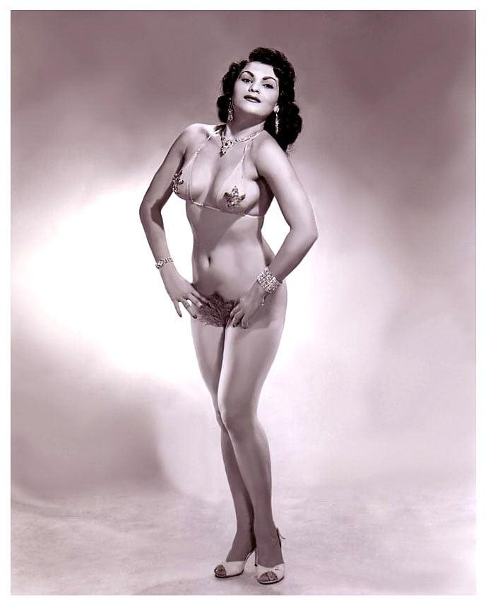 25P Vintage Burlesque 2