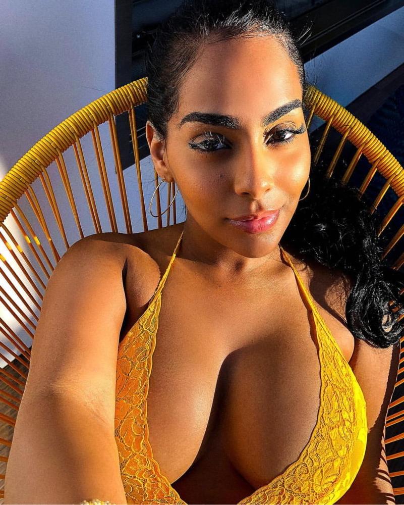 25P Tits ..... I Need a Vacation 1.0