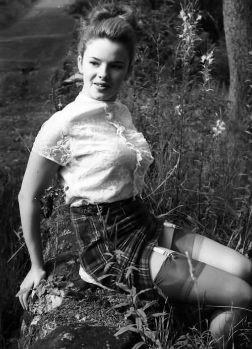 25P Vintage Stockings 56