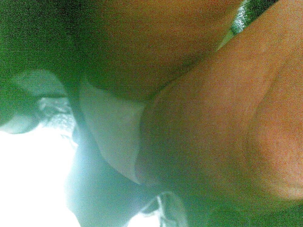 25P Upskirt Romania