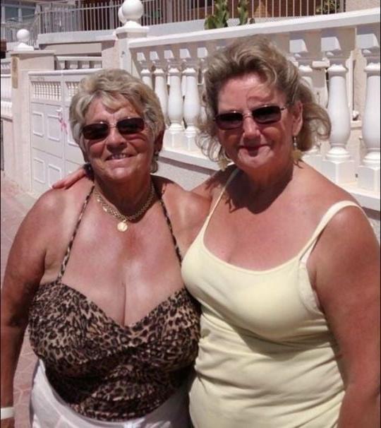 22P Granny are the best friends