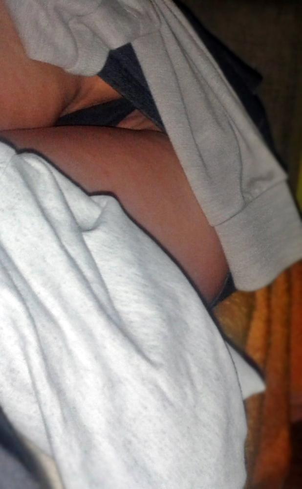 8P upskirt