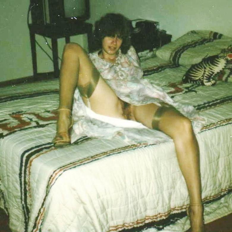 25P Amateurs From The Internet 47 (Vintage)