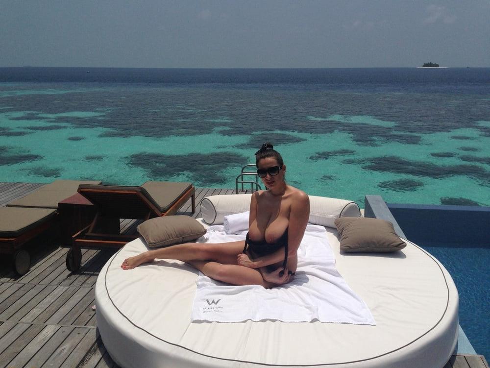25P Romanian Jane - Maldives Memories NOV 14