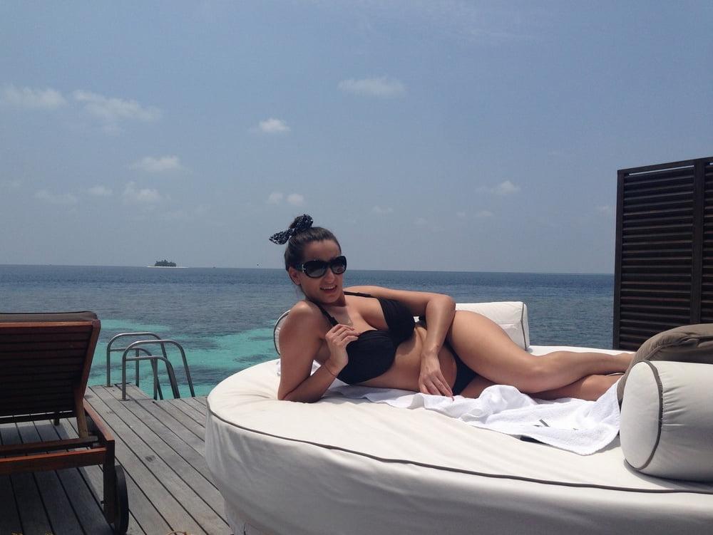 25P Romanian Jane - Maldives Memories NOV 14