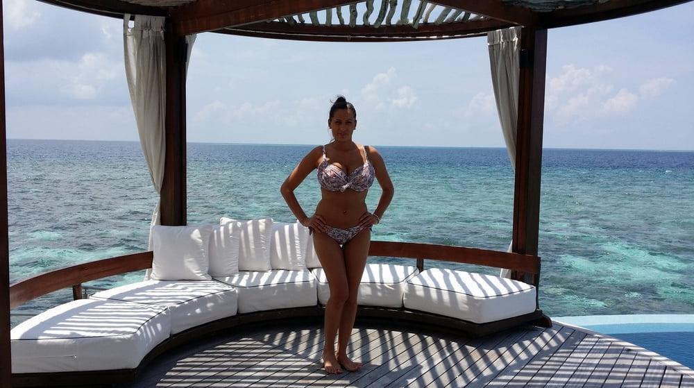 25P Romanian Jane - Maldives Memories NOV 14