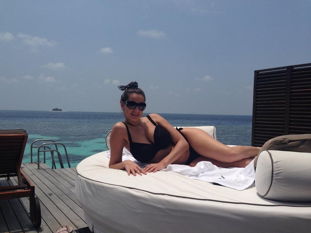 25P Romanian Jane - Maldives Memories NOV 14