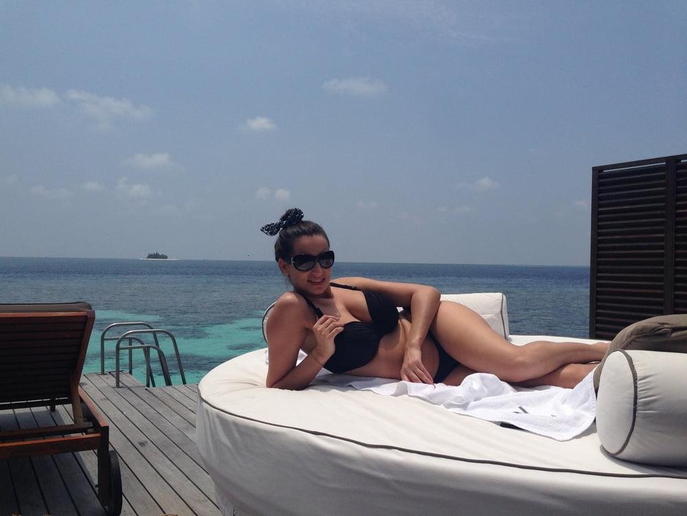 25P Romanian Jane - Maldives Memories NOV 14